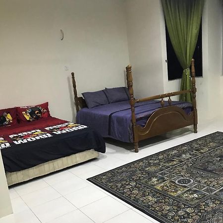 Hj Homestay Куала-Тренгану Екстер'єр фото