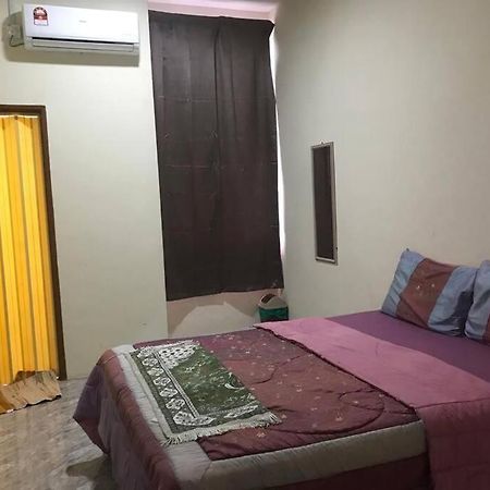 Hj Homestay Куала-Тренгану Екстер'єр фото