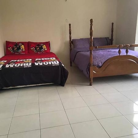 Hj Homestay Куала-Тренгану Екстер'єр фото