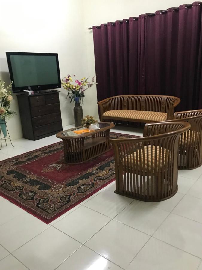 Hj Homestay Куала-Тренгану Екстер'єр фото